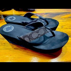 Coach monogram flip flop wedge sandals US8B/EUR38